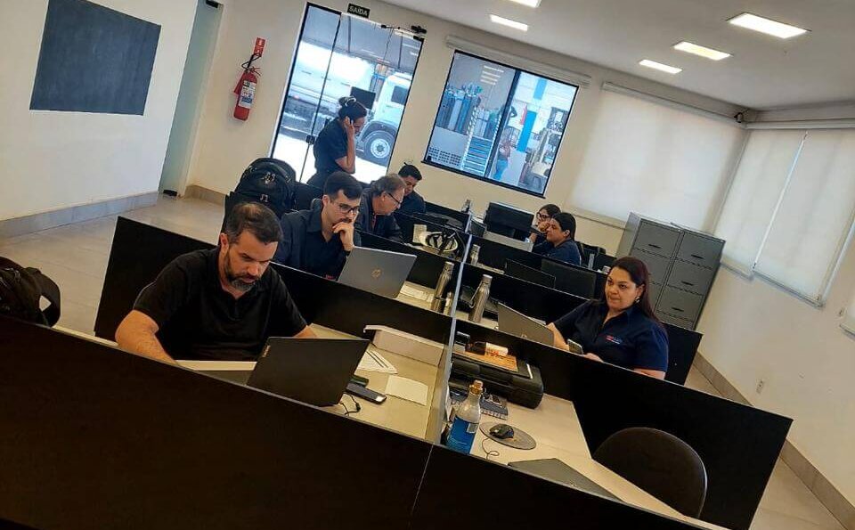 ec5d6cc9-819b-4500-88ca-e026240f8f32